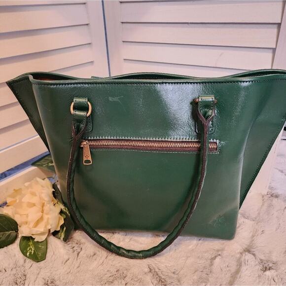 PATRICIA NASH NEW ADELINE TOOLED GREEN PURSE WITH DUST BAG - Picture 4 of 11